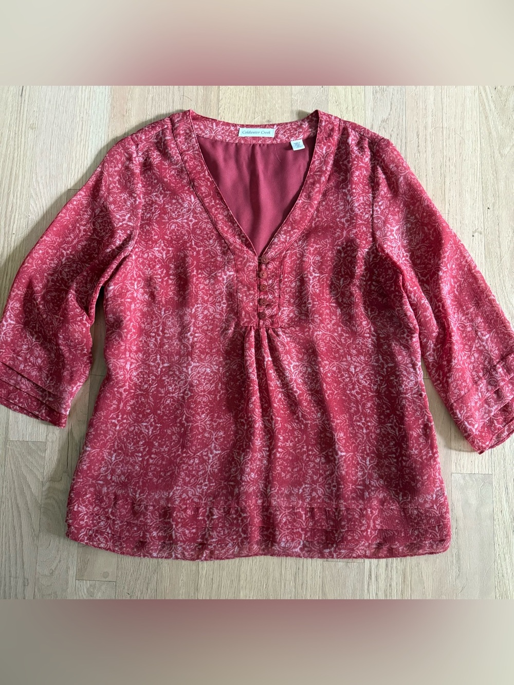Soft Surroundings Medium Red Boho Flowy V Neck Blouse with button details